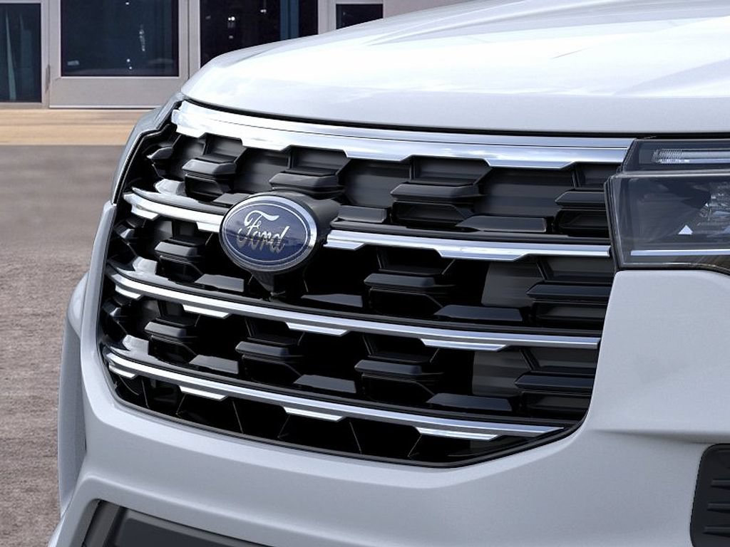 New 2026 Ford Explorer Active RWD image 18