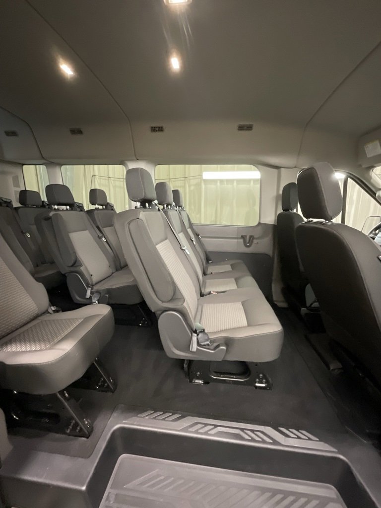 Used 2025 Ford Transit 350 XLT image 12