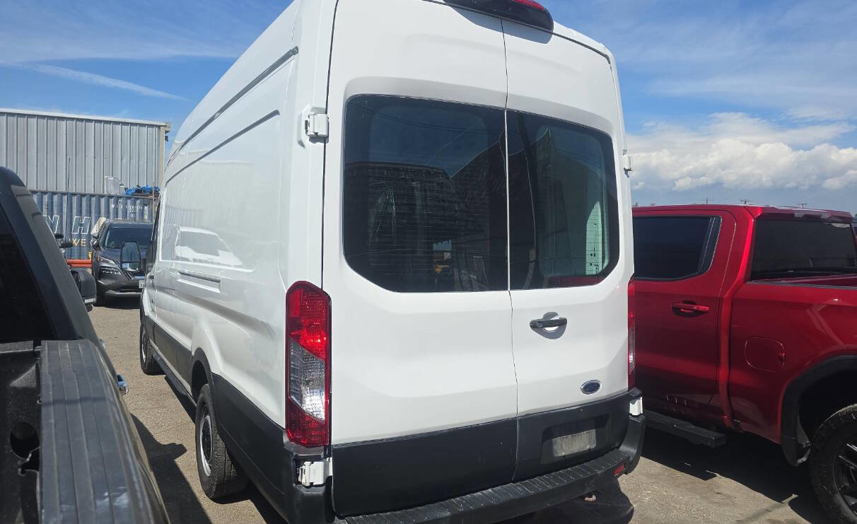 Used 2022 Ford Transit 250 148 High Roof Extended image 4