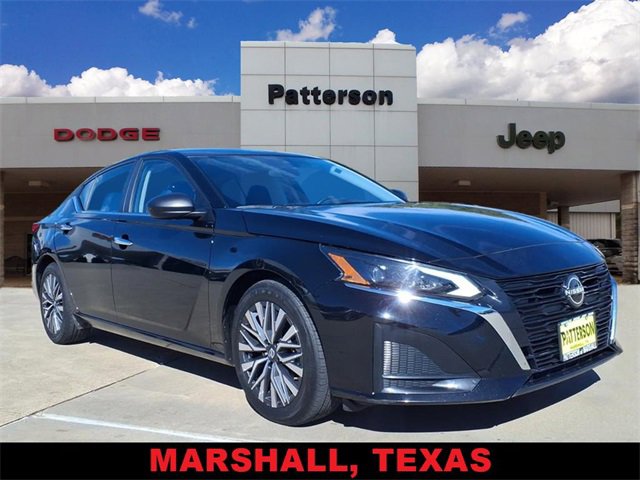 Used 2024 Nissan Altima 2.5 SV