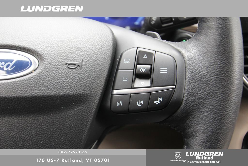 Used 2020 Ford Escape Titanium w/ Titanium Premium Package 2.0 image 18