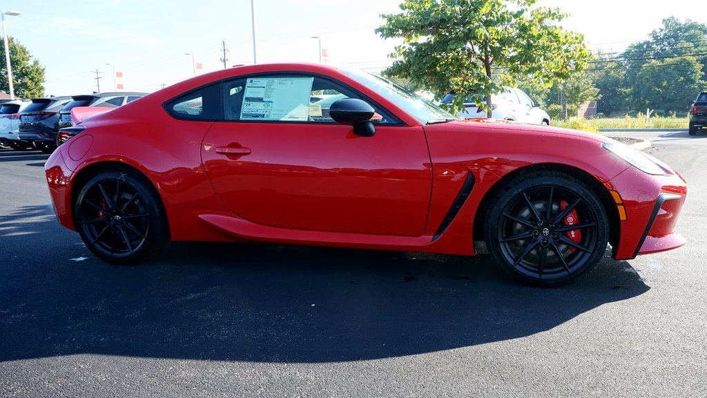 New 2025 Toyota GR86 Premium image 5