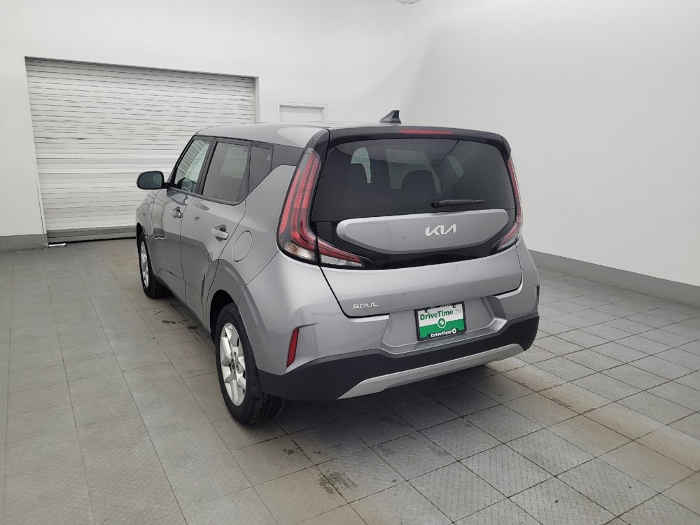 Used 2024 Kia Soul LX w/ Option Group 015 image 5