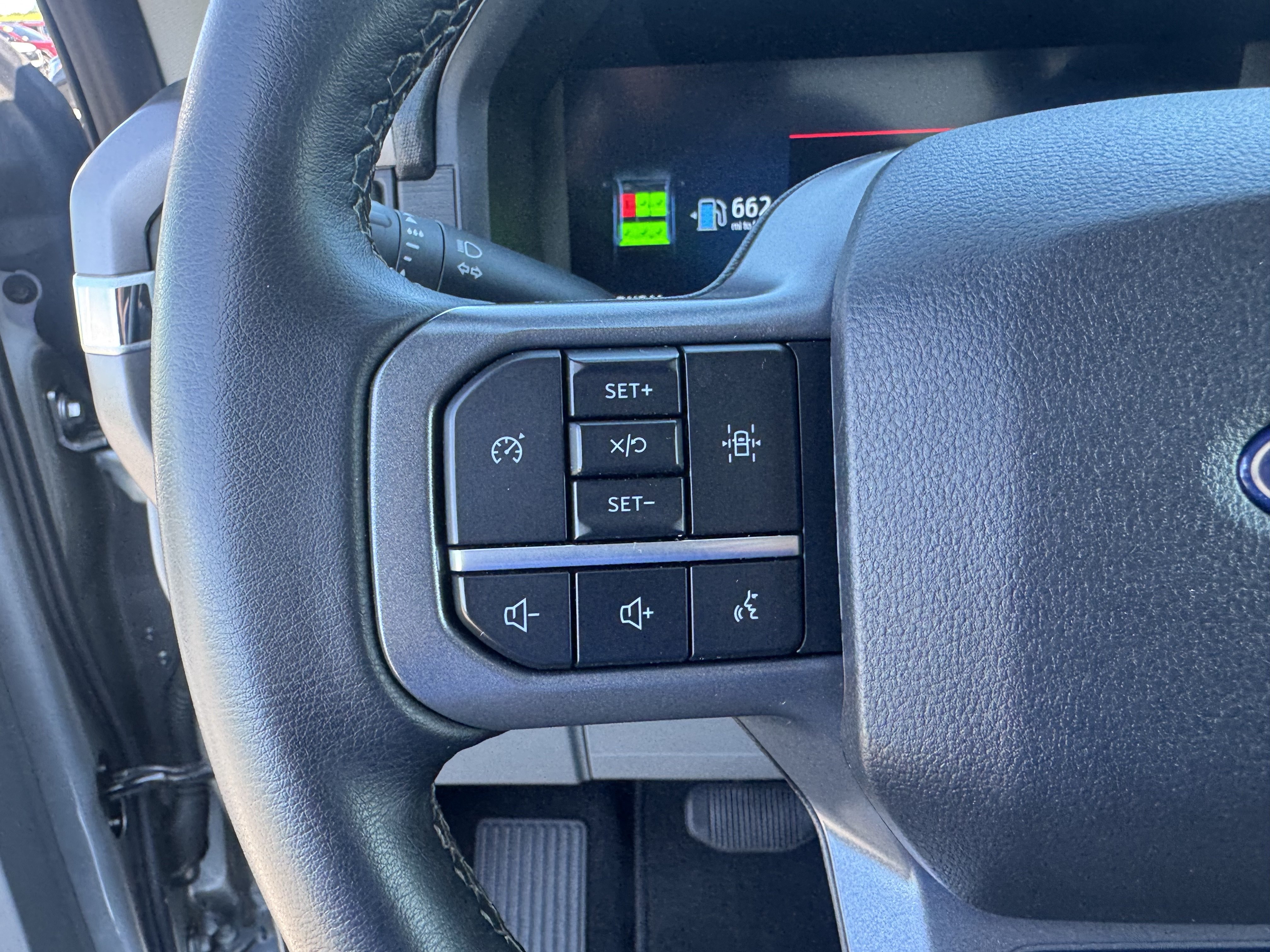 Used 2025 Ford F150 XLT w/ Equipment Group 301A Standard AWD/4WD image 18
