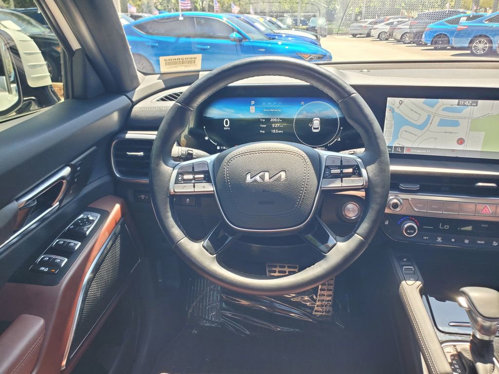 Used 2024 Kia Telluride SX Prestige w/ Towing Package AWD/4WD image 23
