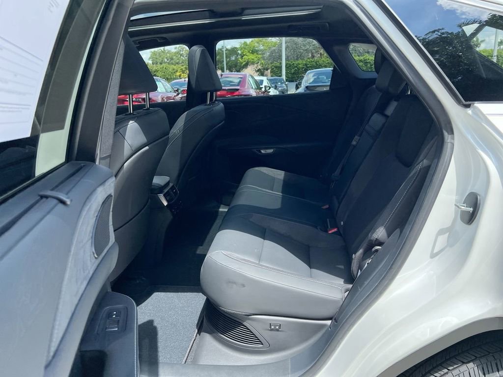 Certified 2023 Lexus RX 350 w/ Accessory Package (K3) AWD/4WD image 19