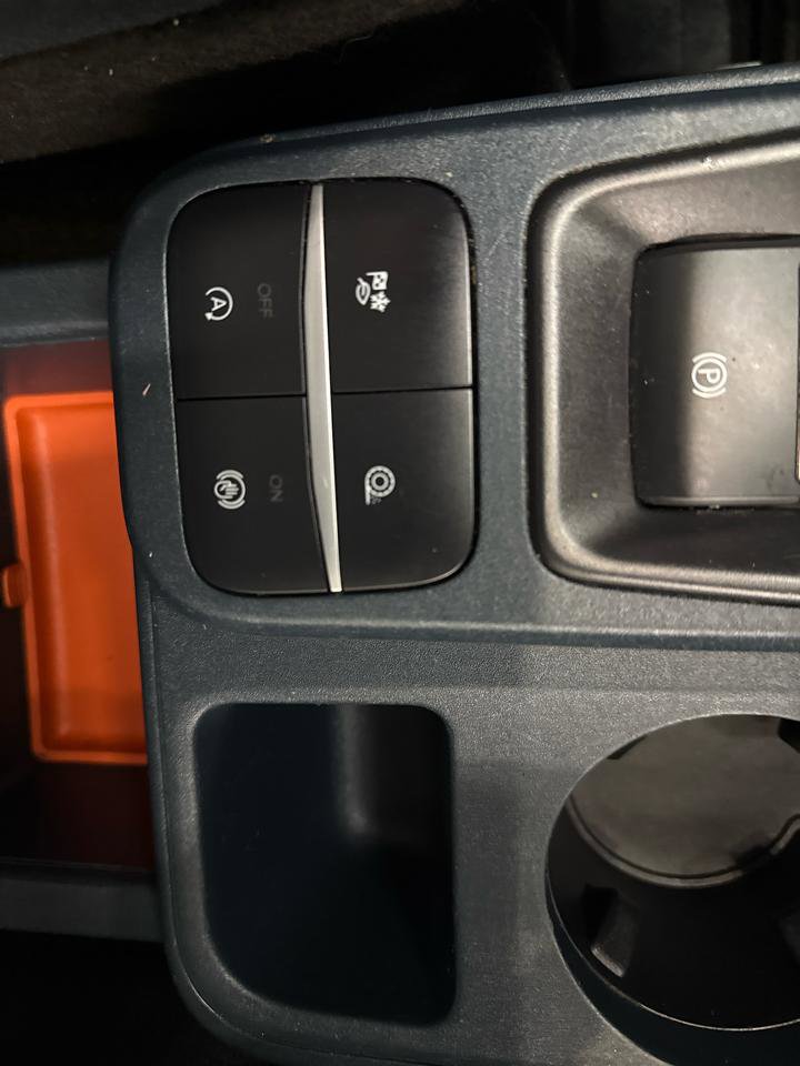 Used 2022 Ford Maverick XLT FWD image 24