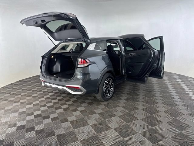 Used 2023 Kia Sportage LX FWD image 18
