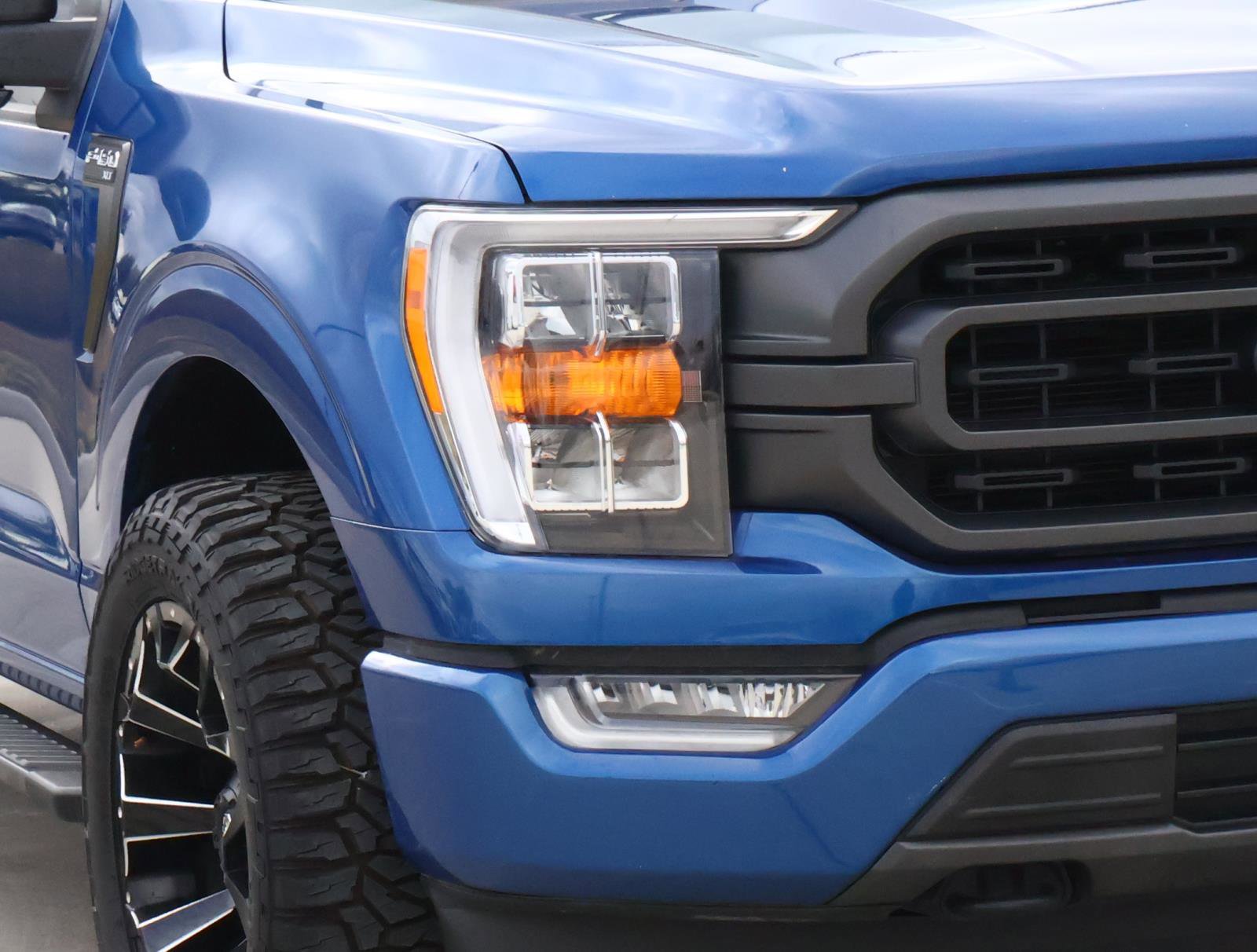 Used 2023 Ford F150 XLT w/ Equipment Group 302A High image 8