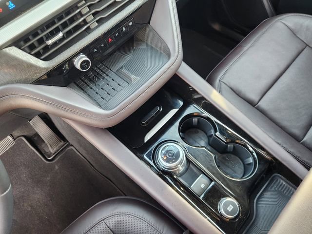 Used 2025 Ford Explorer Platinum w/ LUX Leather Package image 19
