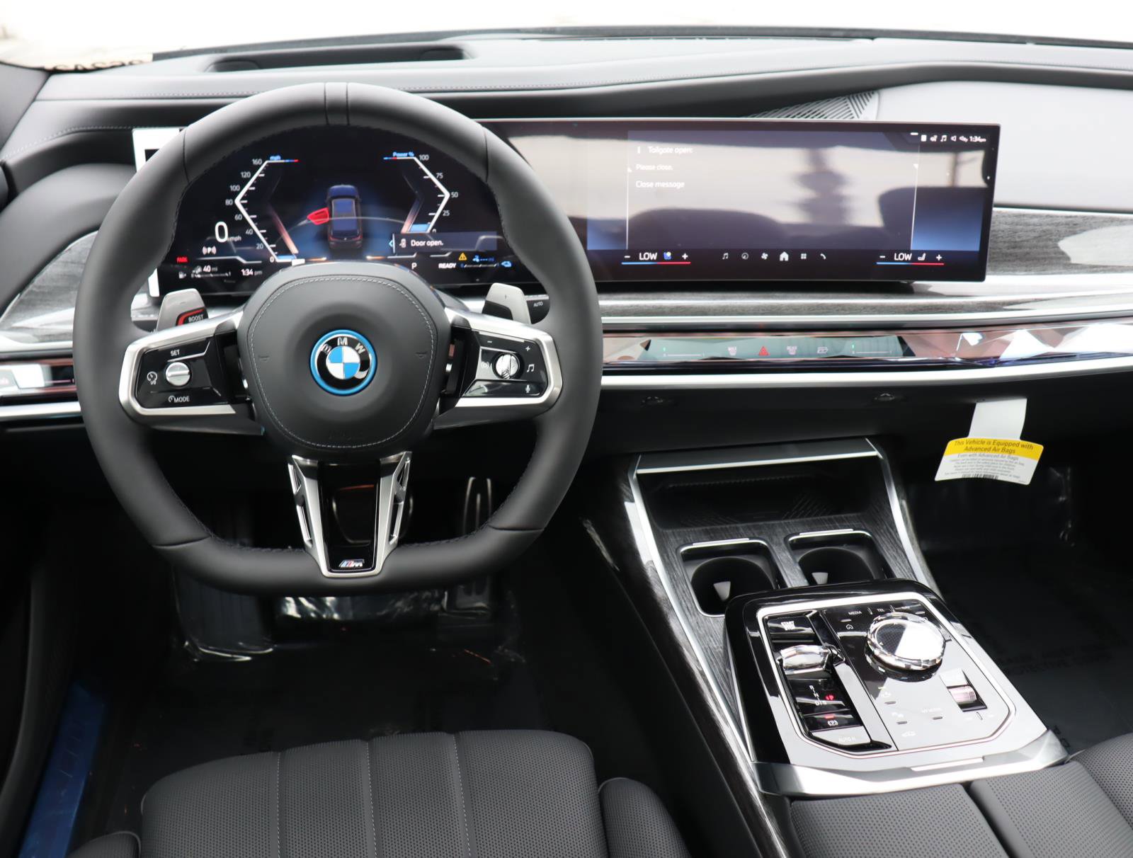 New 2026 BMW 750e xDrive w/ Executive Package image 10