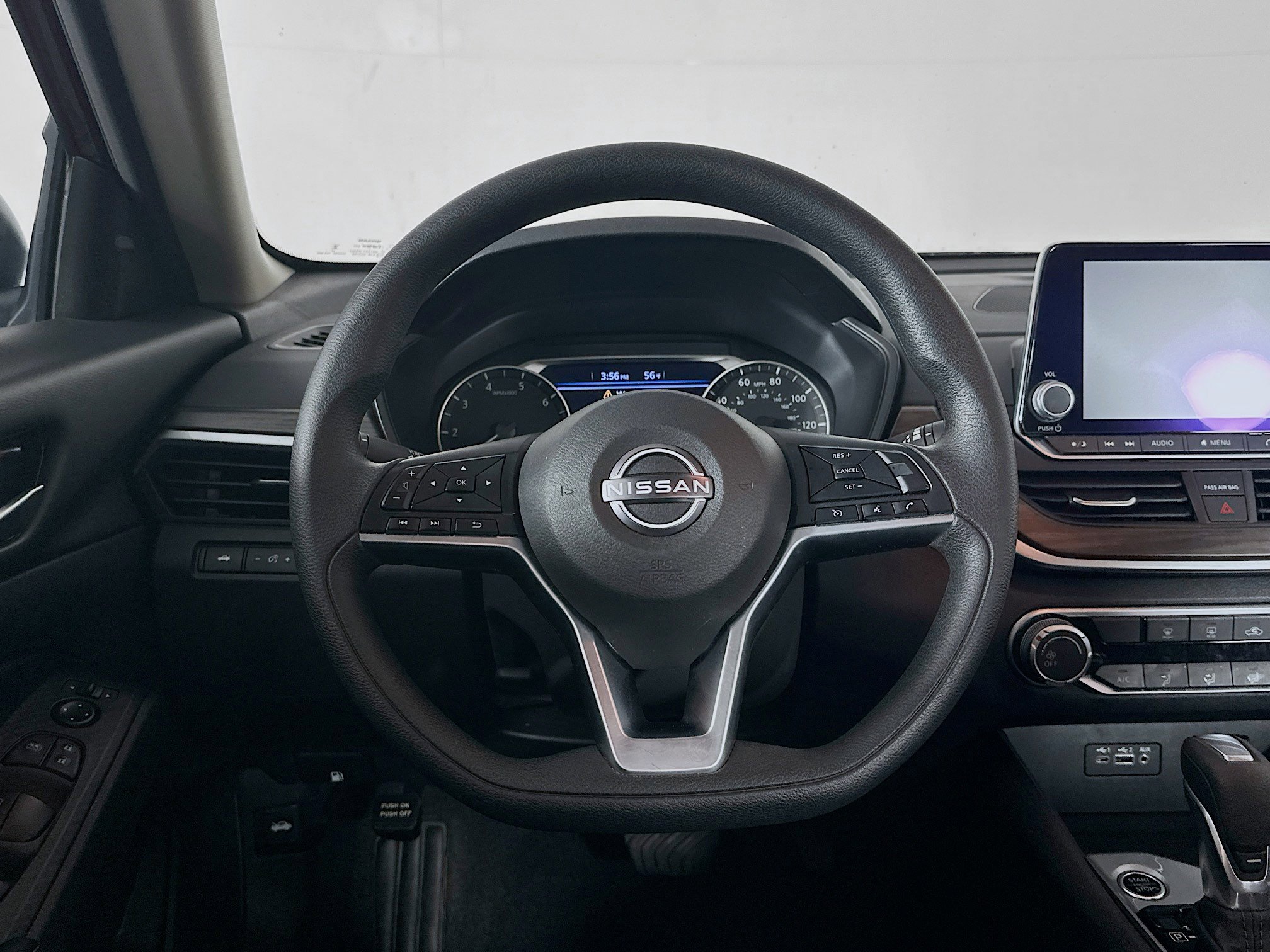 Used 2025 Nissan Altima 2.5 SV image 18