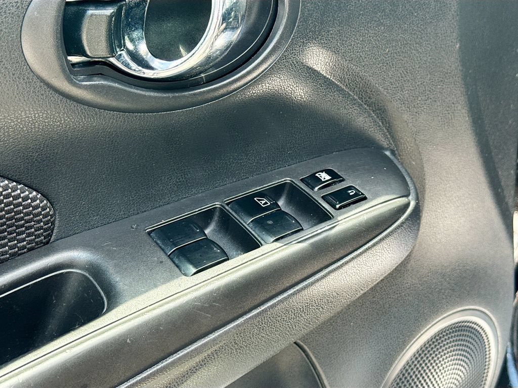 Used 2018 Nissan Versa SV FWD image 16