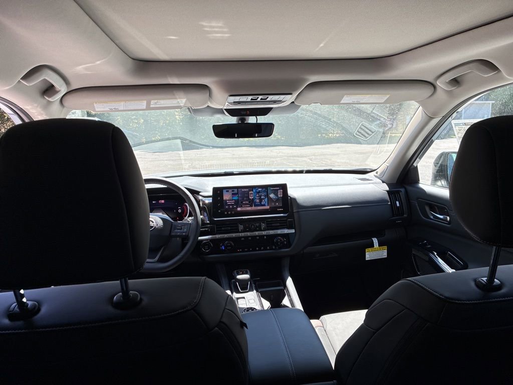 New 2026 Nissan Pathfinder Platinum AWD/4WD image 20
