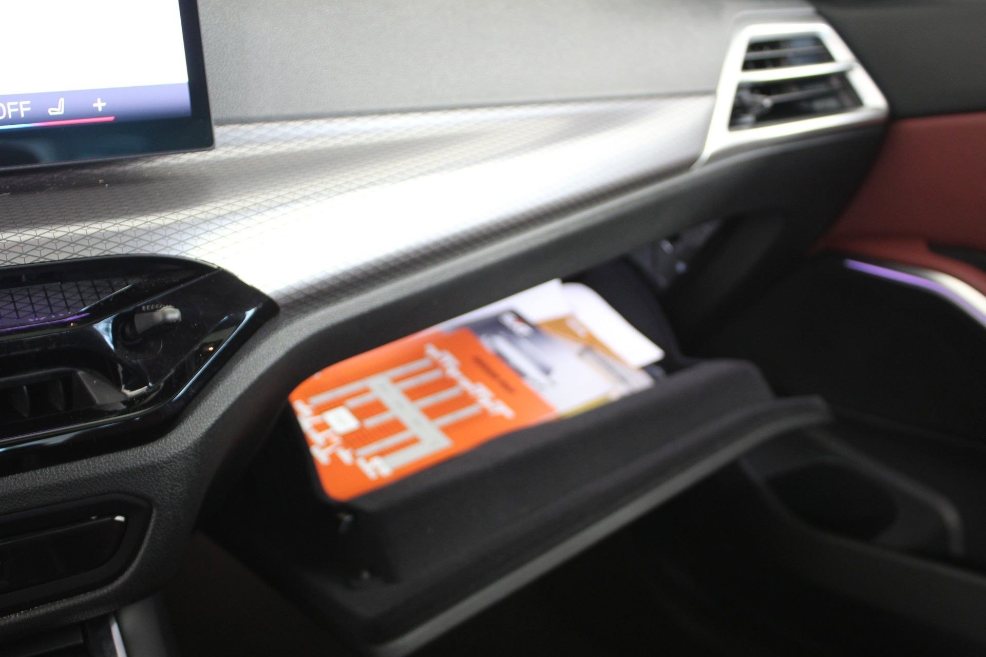 Certified 2025 BMW 330i xDrive Sedan image 26