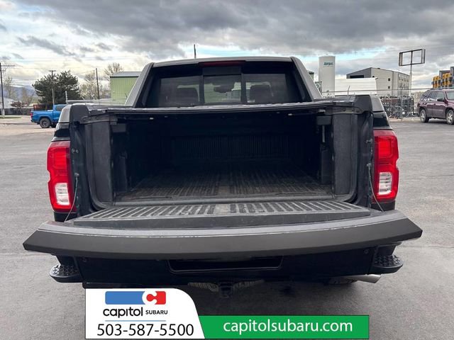 Used 2017 Chevrolet Silverado 1500 High Country w/ High Desert Package AWD/4WD image 8