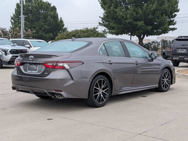 Used 2023 Toyota Camry SE FWD image 6
