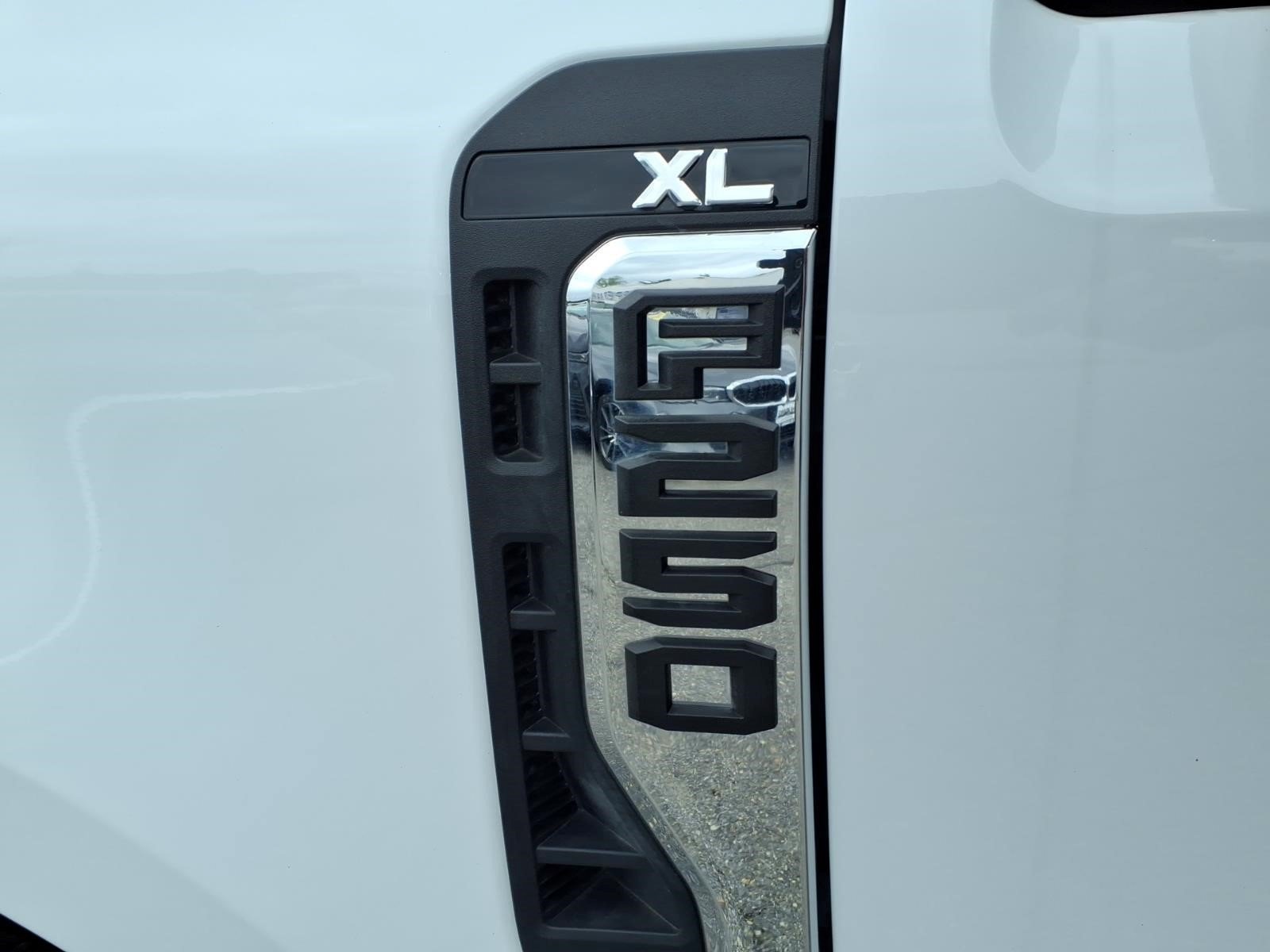 Used 2026 Ford F250 XL AWD/4WD image 9