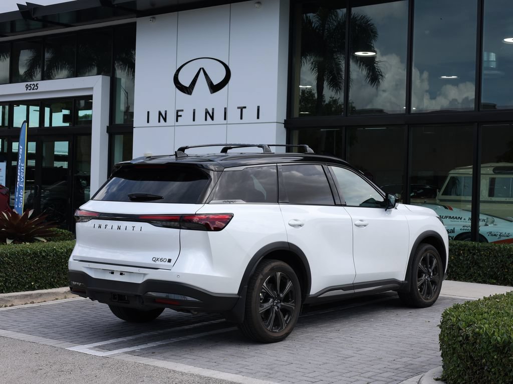Used 2026 INFINITI QX60 Autograph w/ Dark Cargo Package AWD/4WD image 4