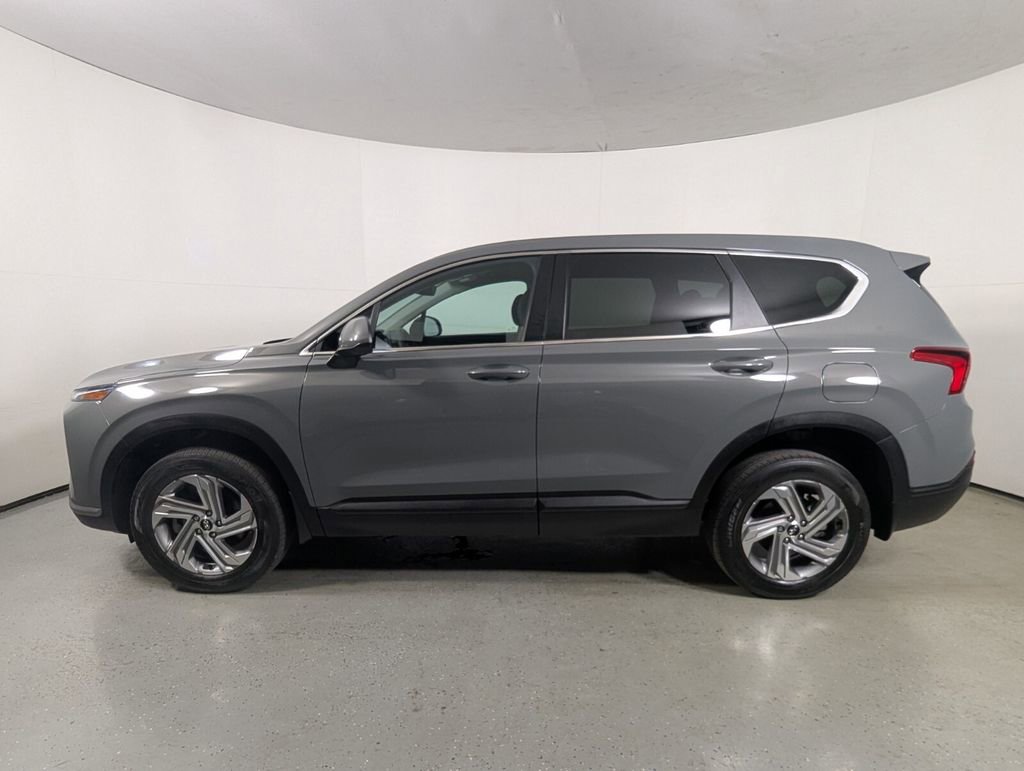 Used 2023 Hyundai Santa Fe SE w/ Cargo Package image 4