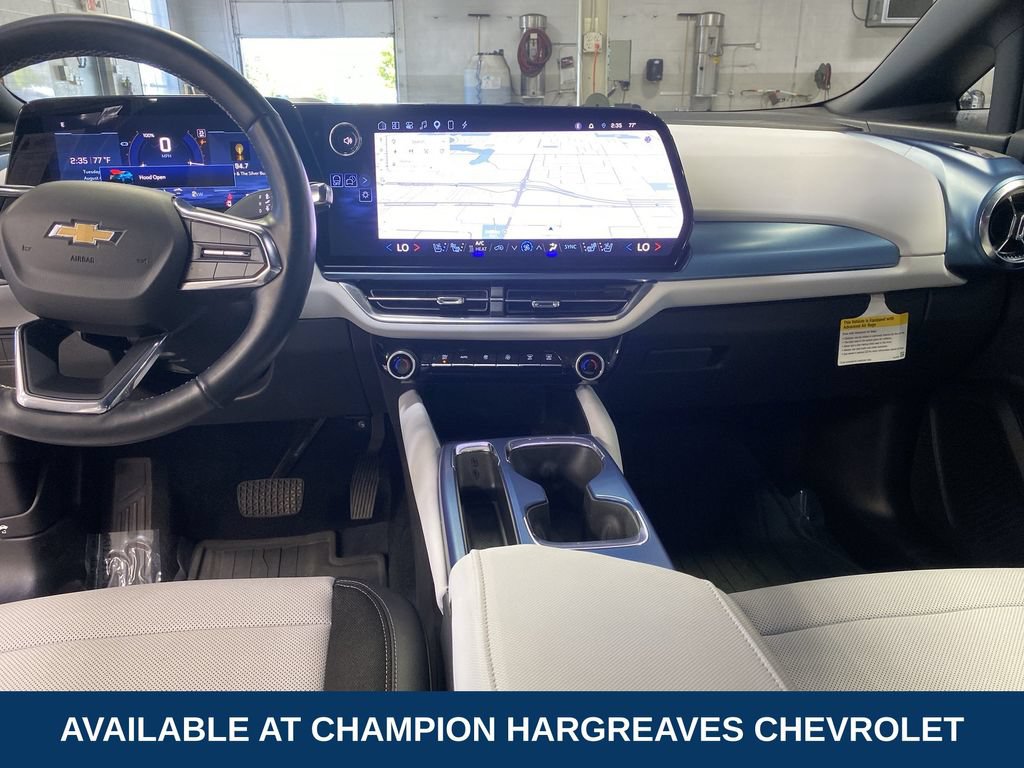 Used 2025 Chevrolet Equinox EV LT w/ Convenience Package II FWD image 27