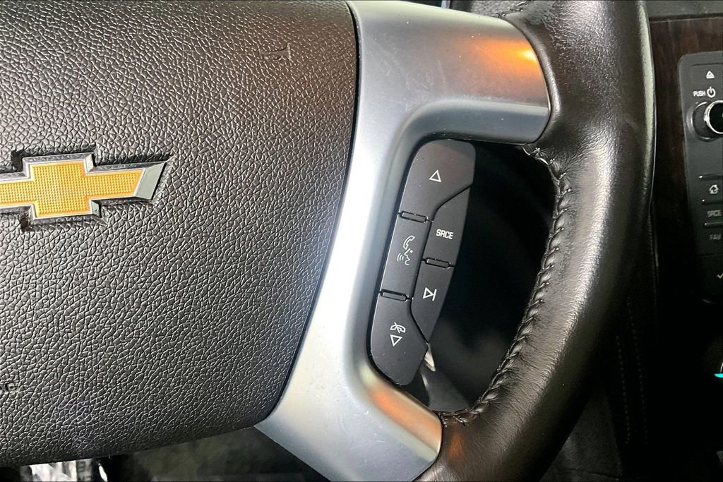 Used 2017 Chevrolet Traverse LT image 19