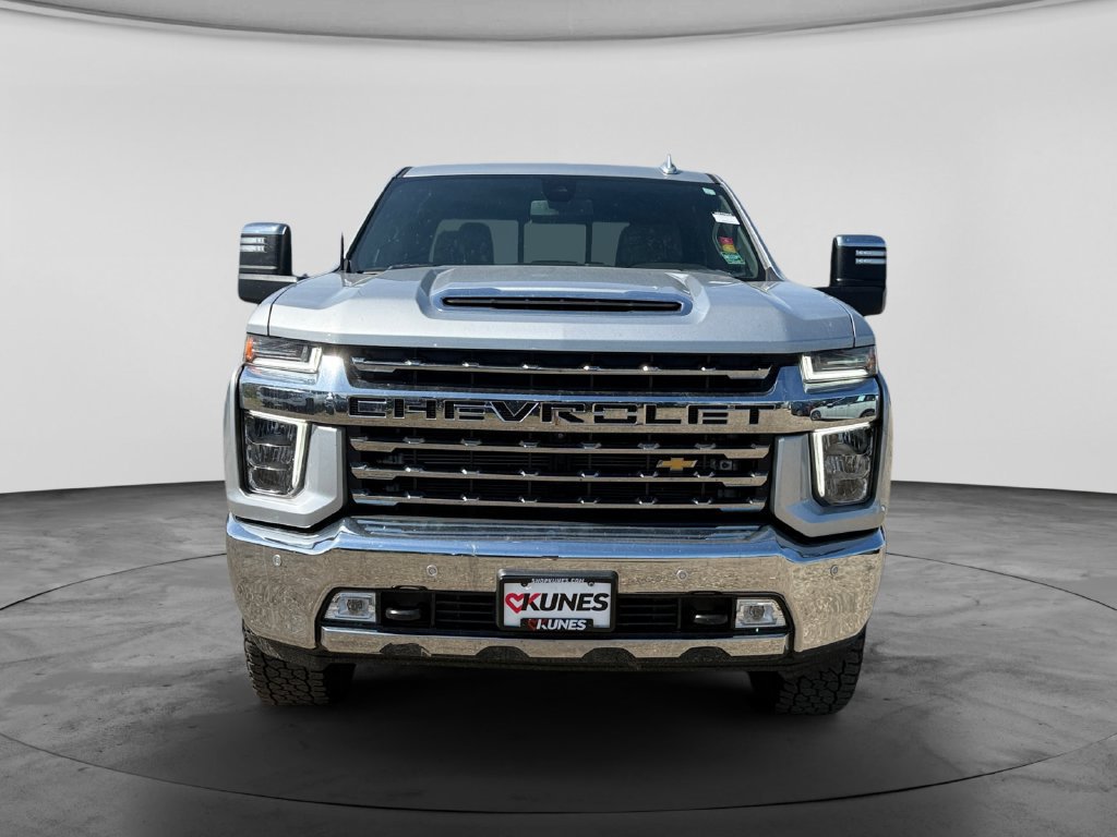 Used 2022 Chevrolet Silverado 2500 LTZ w/ LTZ Convenience Package AWD/4WD image 4