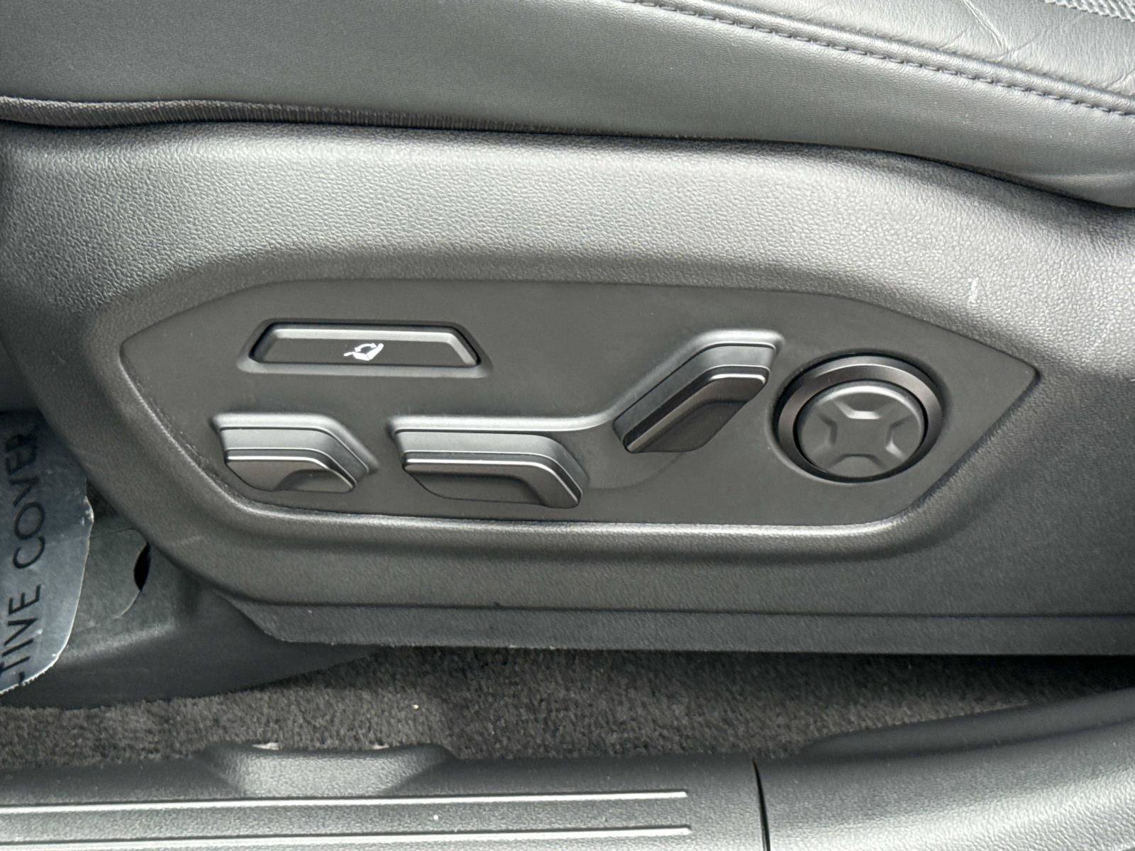 Certified 2024 Hyundai Santa Fe Calligraphy AWD/4WD image 17