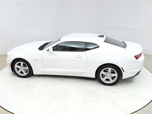 Used 2023 Chevrolet Camaro LT image 16