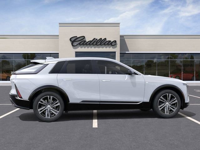New 2026 Cadillac Lyriq Premium Luxury AWD/4WD image 7