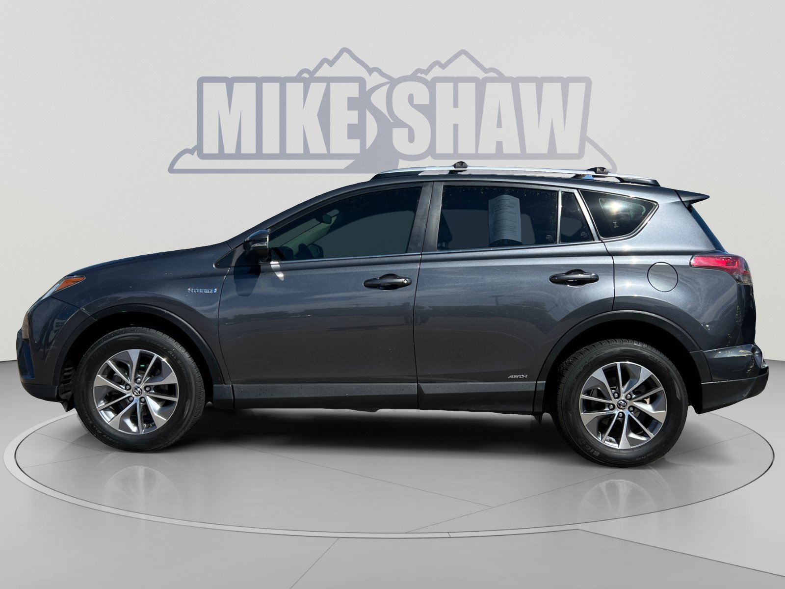 Used 2016 Toyota RAV4 XLE AWD/4WD image 2