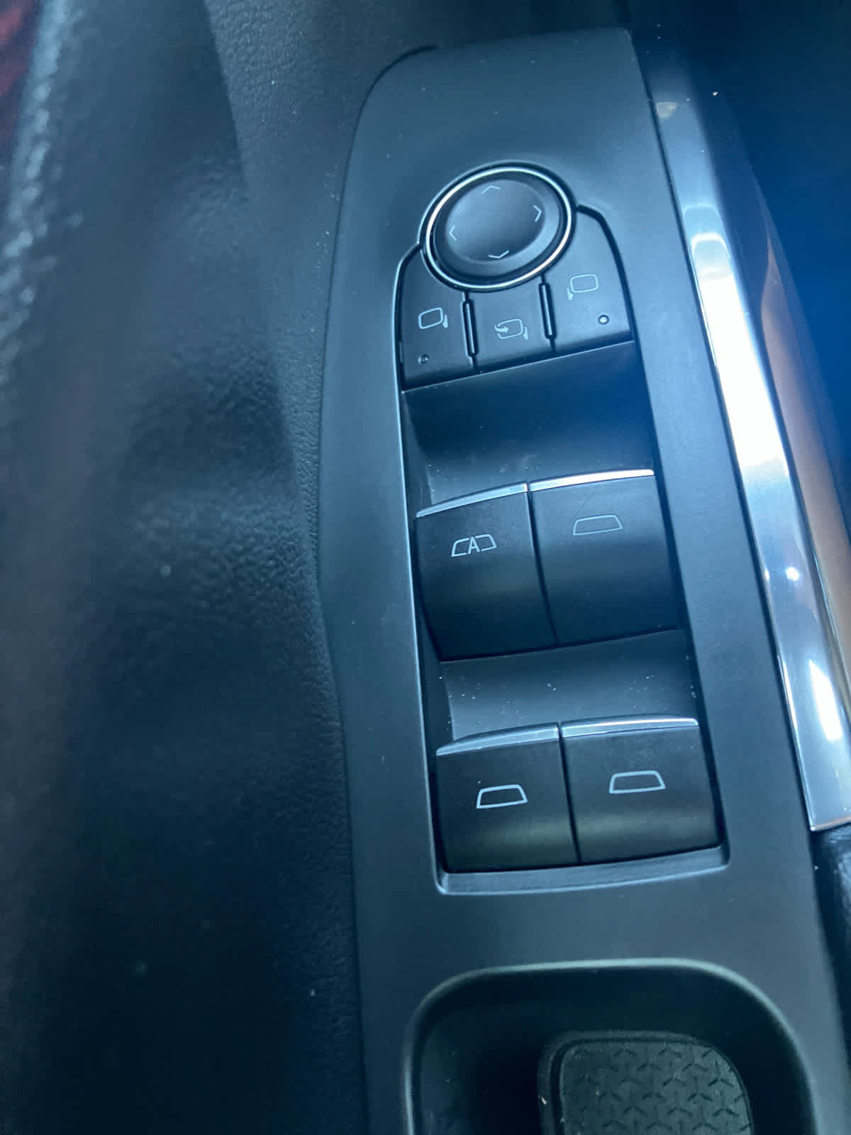 Used 2026 Chevrolet Traverse RS w/ LPO, Floor Liner Package FWD image 12