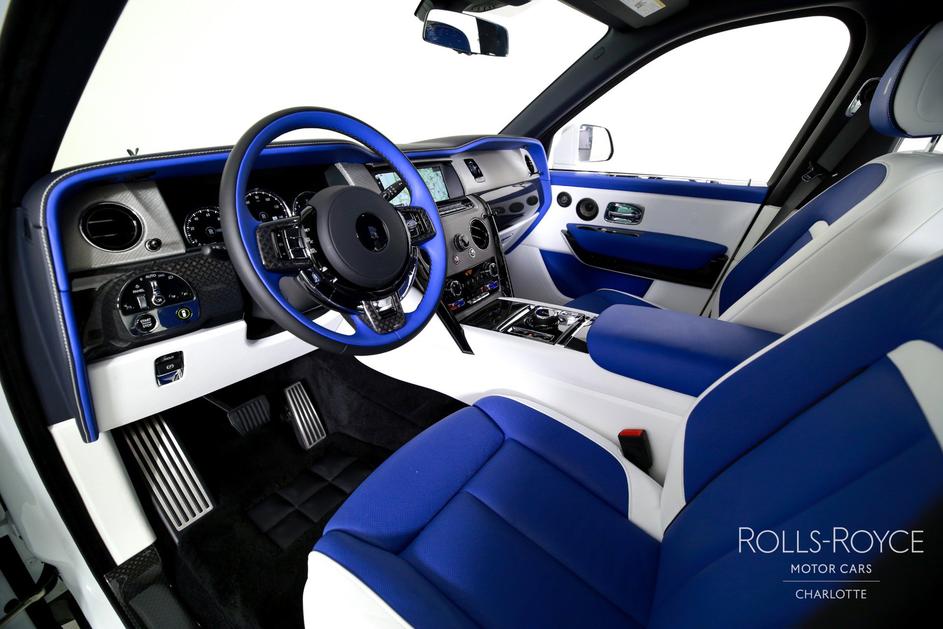 Used 2023 Rolls-Royce Cullinan Black Badge w/ Driver's Package image 4