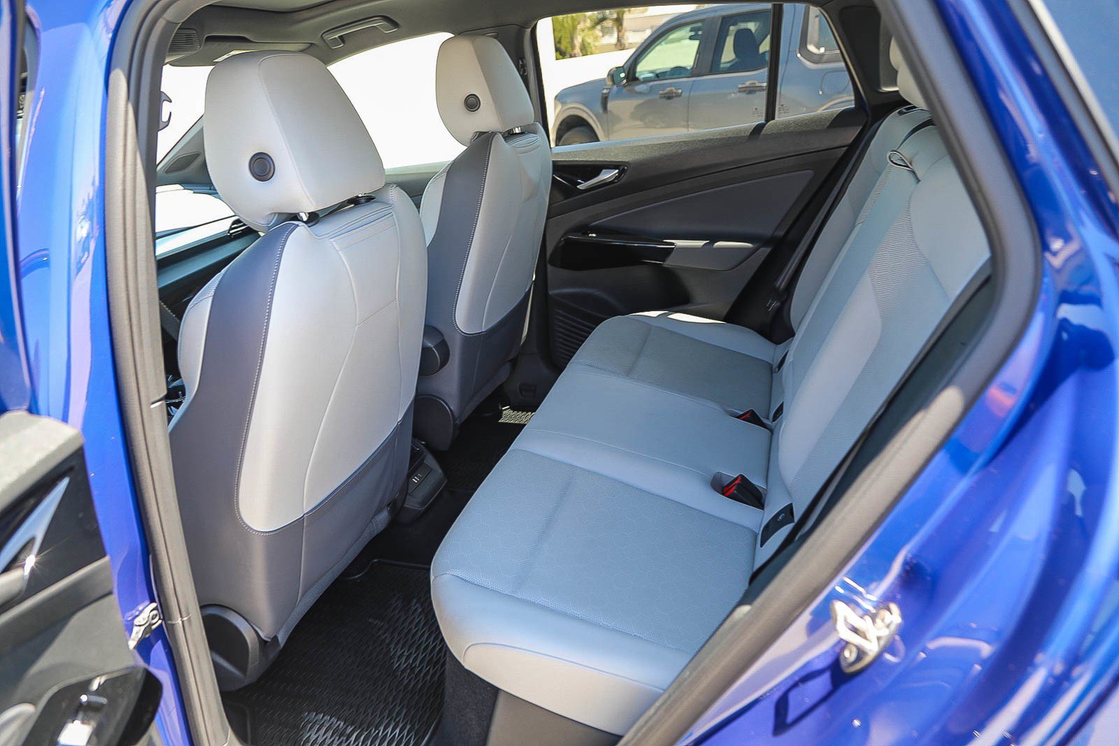 Used 2021 Volkswagen ID.4 Pro S RWD image 18