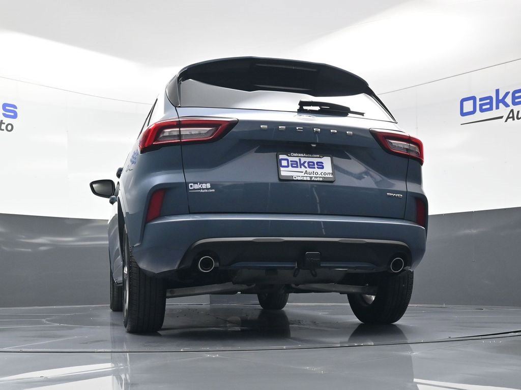 Used 2024 Ford Escape ST-Line Select w/ Class II Trailer Tow Package image 44