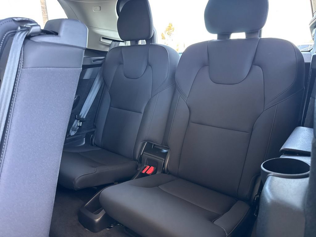 New 2026 Volvo XC90 B6 Plus AWD/4WD image 14