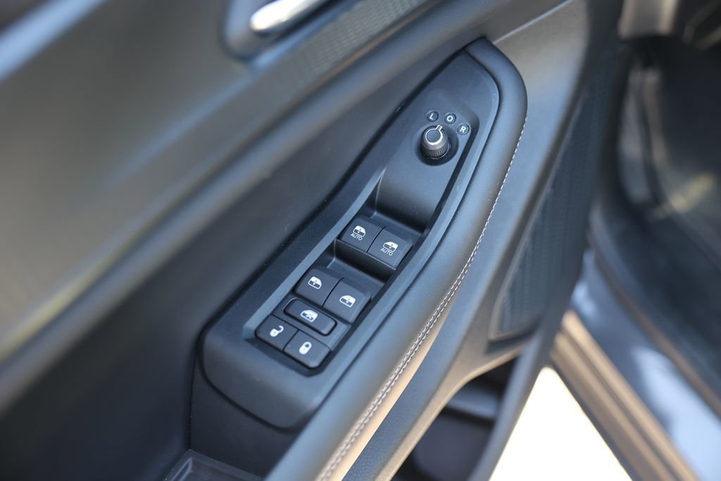 New 2025 Jeep Grand Cherokee Laredo w/ MOPAR Finishing Package image 17