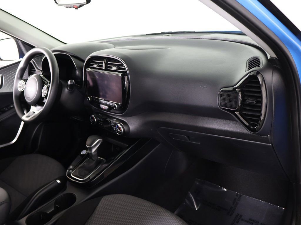 Used 2025 Kia Soul S image 26
