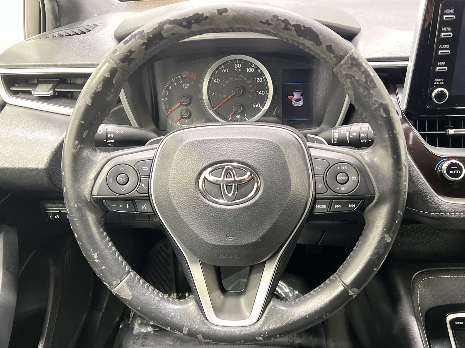Used 2019 Toyota Corolla SE w/ Carpet Mat Package image 14