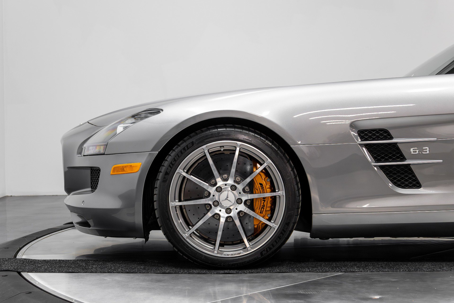 Used 2012 Mercedes-Benz SLS AMG Coupe image 31