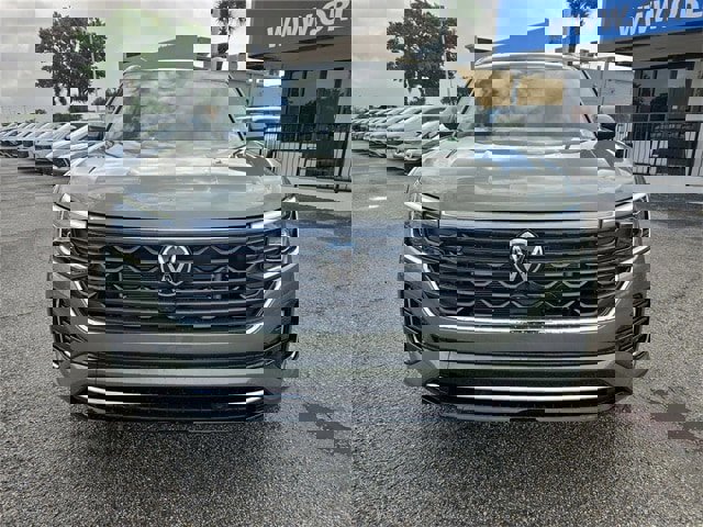 New 2026 Volkswagen Atlas SEL Premium R-Line image 2