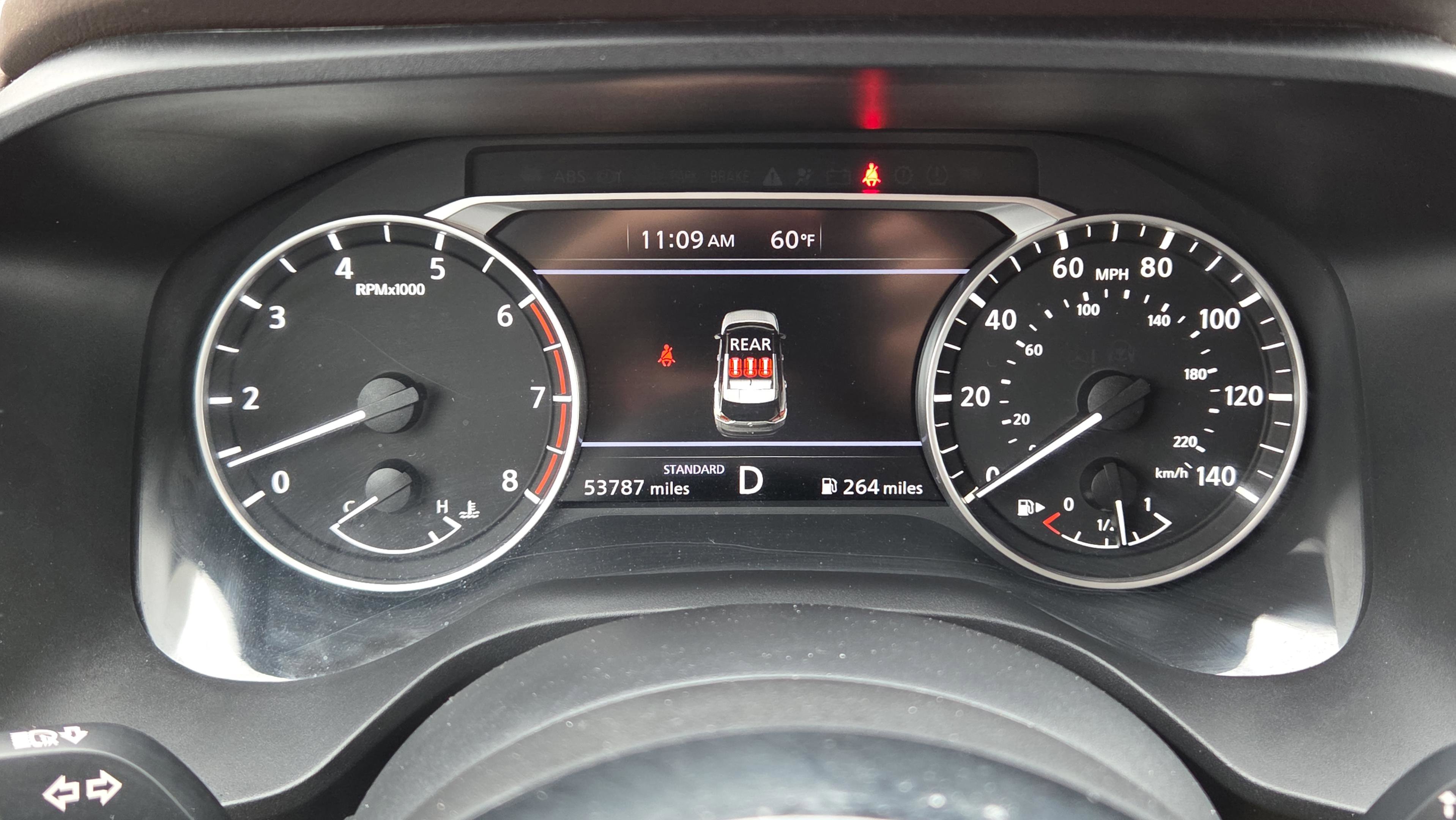 Used 2023 Nissan Rogue SV image 12