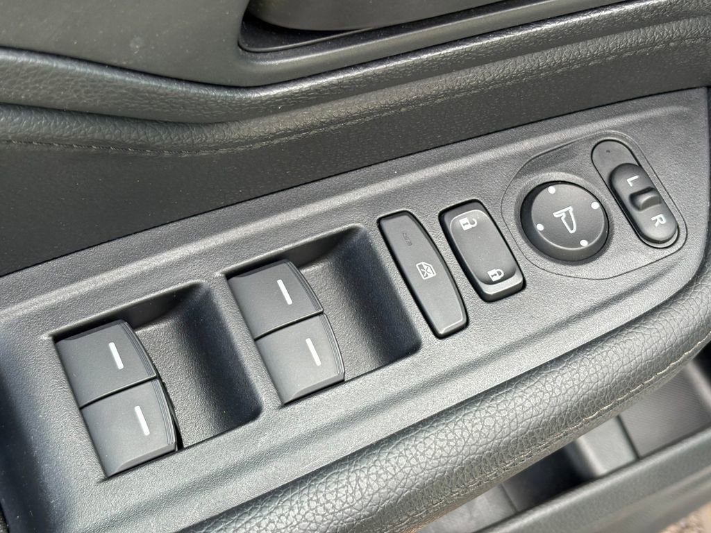 Used 2024 Honda Odyssey EX-L image 19