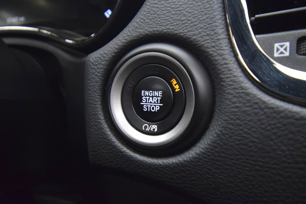 Used 2018 Dodge Durango R/T w/ Blacktop Package image 36