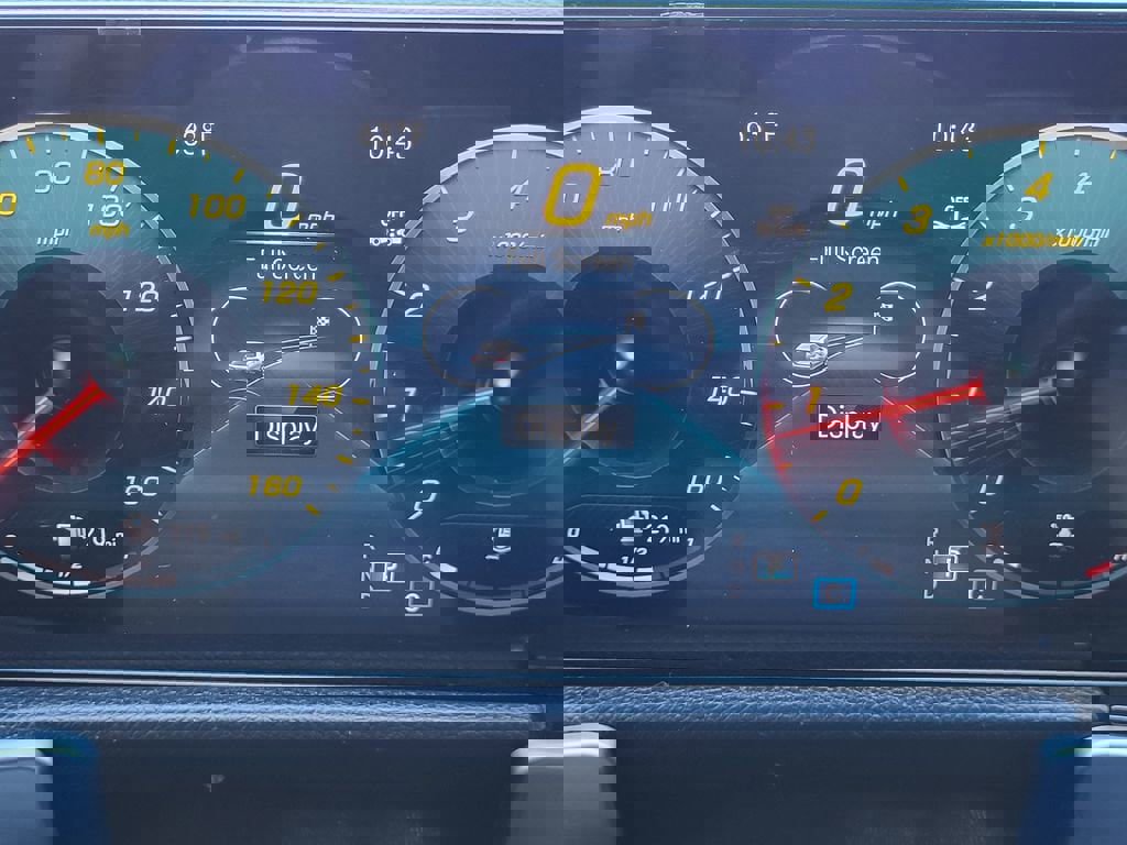 Used 2023 Mercedes-Benz GLB 250 4MATIC image 10