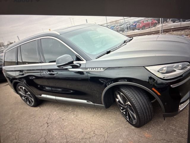 Used 2024 Lincoln Aviator Reserve w/ Equipment Group 201A image 20