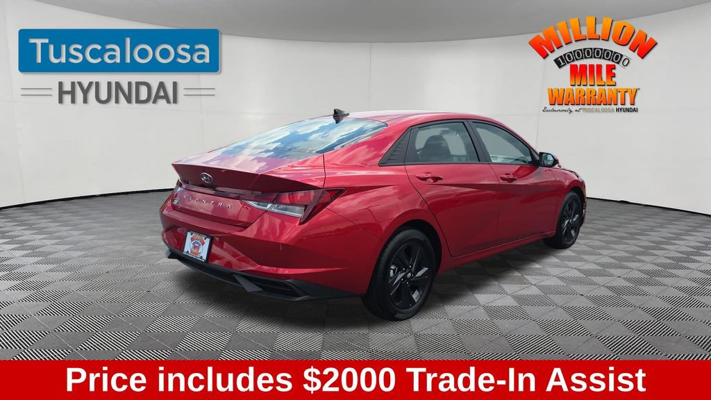 Used 2023 Hyundai Elantra SEL FWD image 8