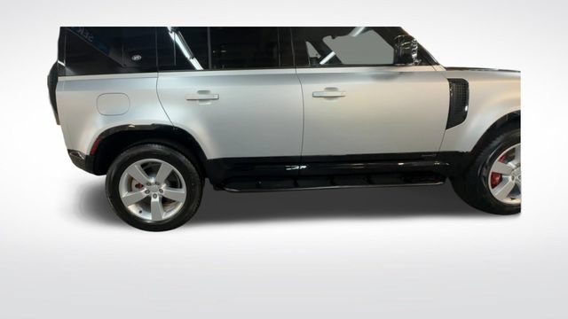 Used 2023 Land Rover Defender 110 X AWD/4WD image 10