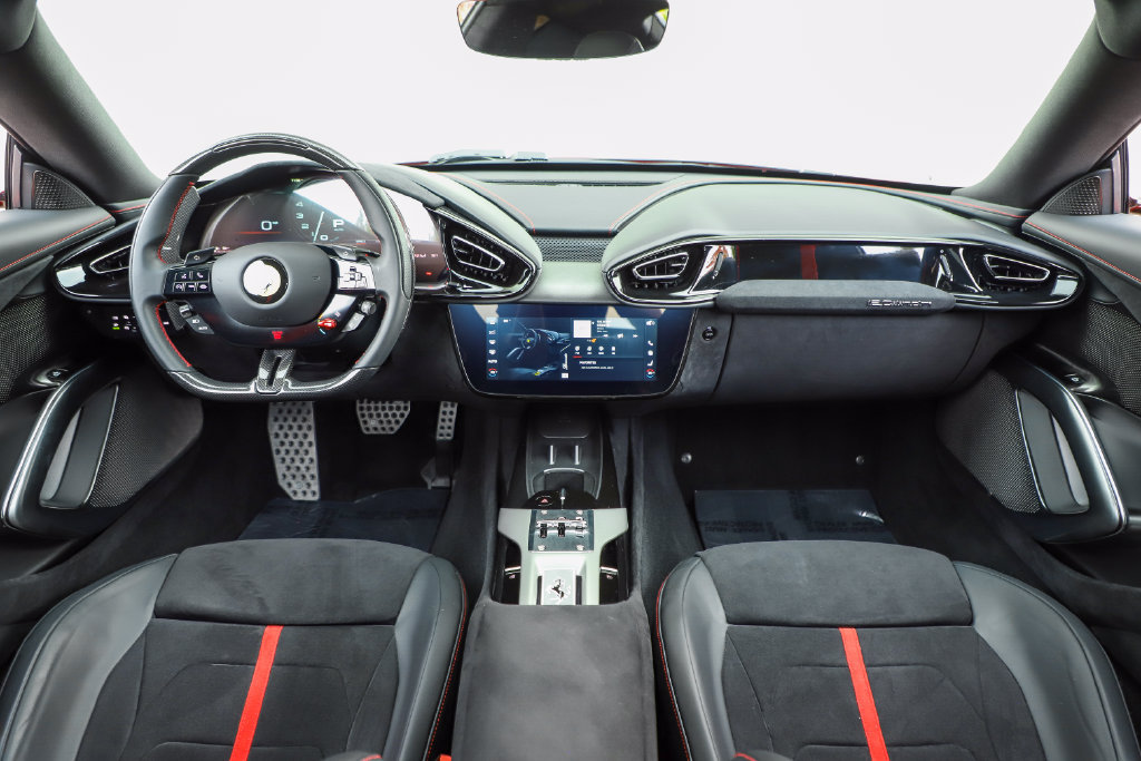 Certified 2026 Ferrari 12Cilindri RWD image 2