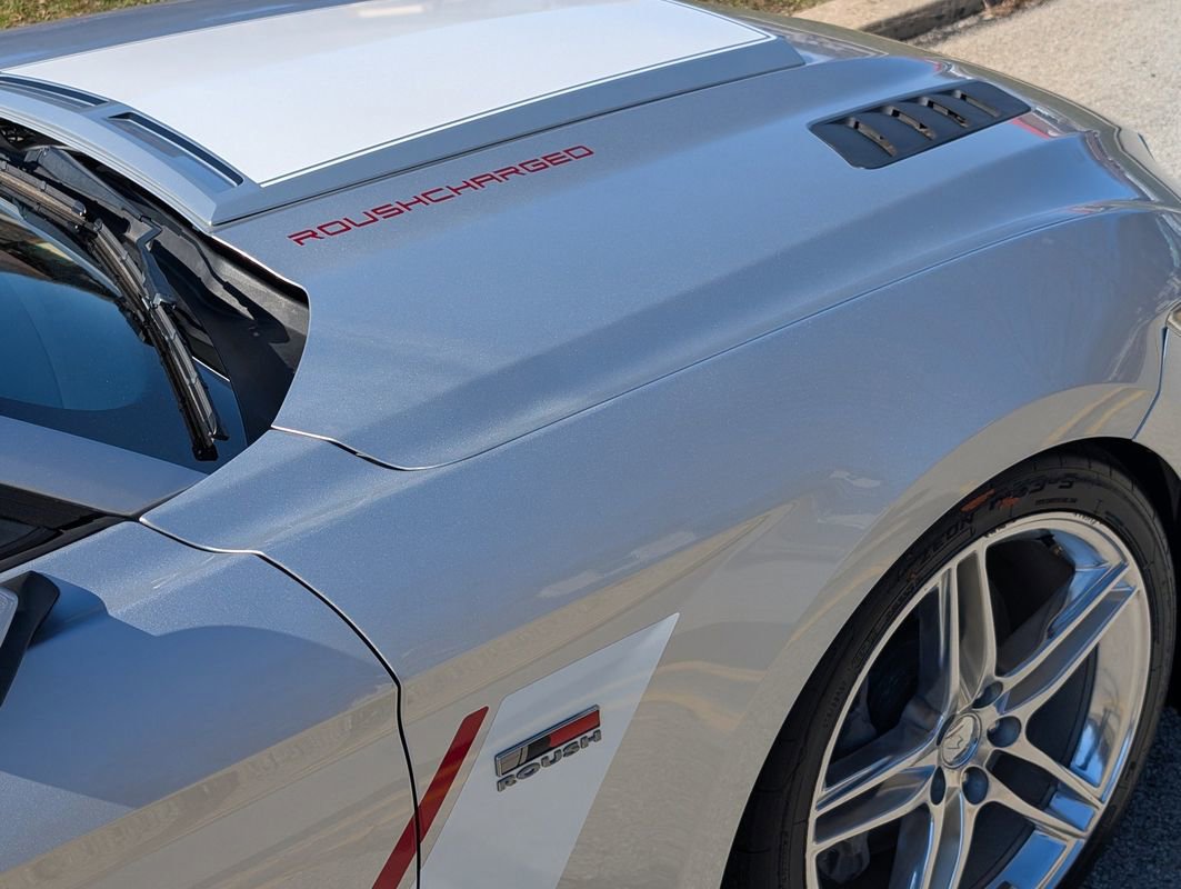 Used 2016 Ford Mustang GT Premium w/ Equipment Group 401A image 25